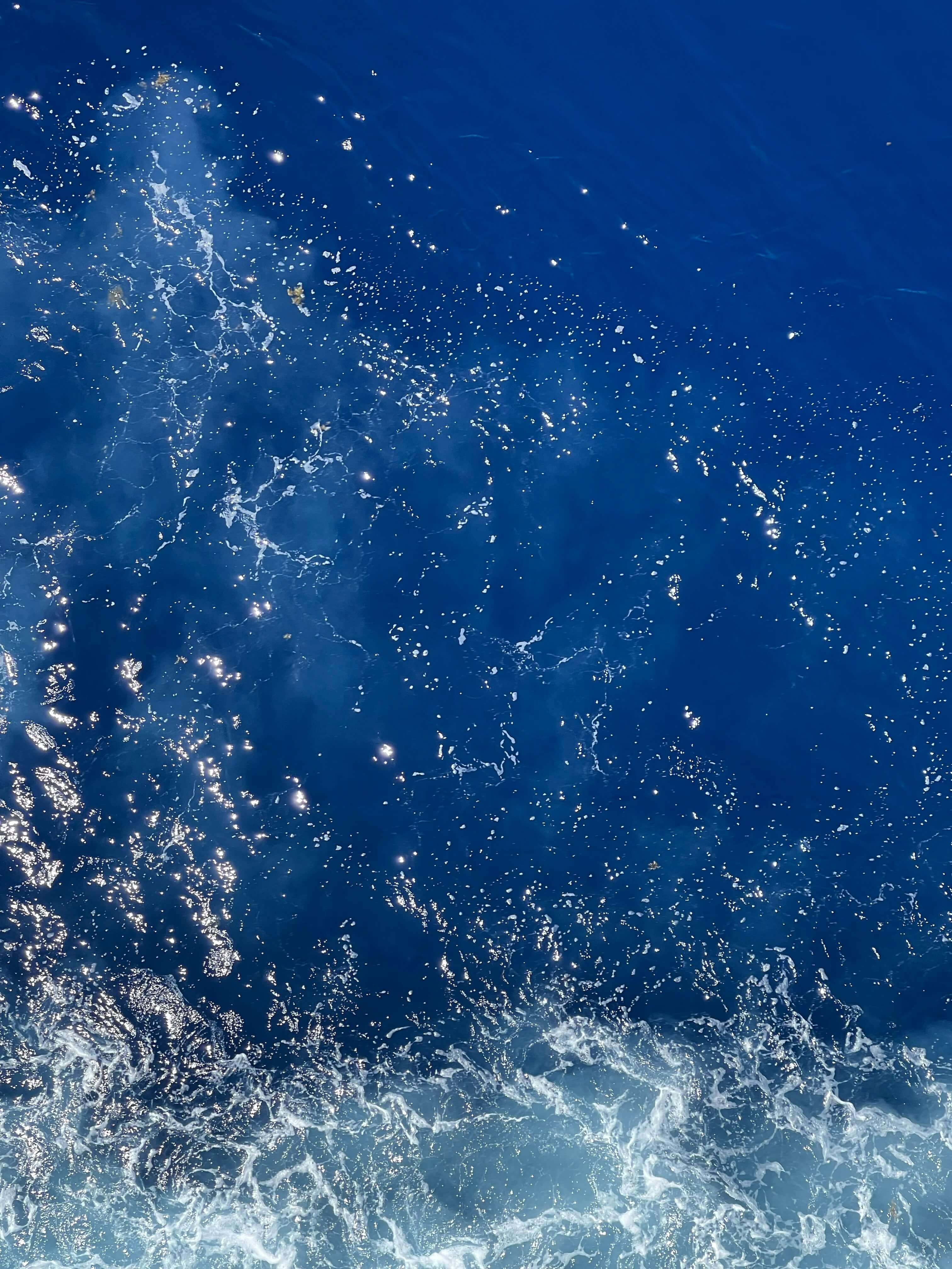 Stock image of deep blue ocean water